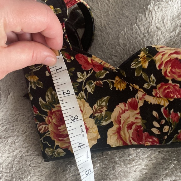 Beautiful Forever 21 Floral Wedges - Picture 10 of 13